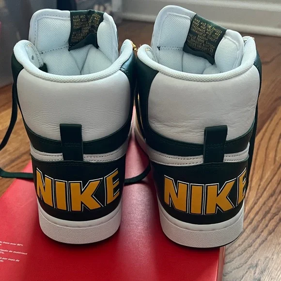 NEW! Nike Terminator High Seattle SuperSonics Green and Yellow - Picture 3 of 6